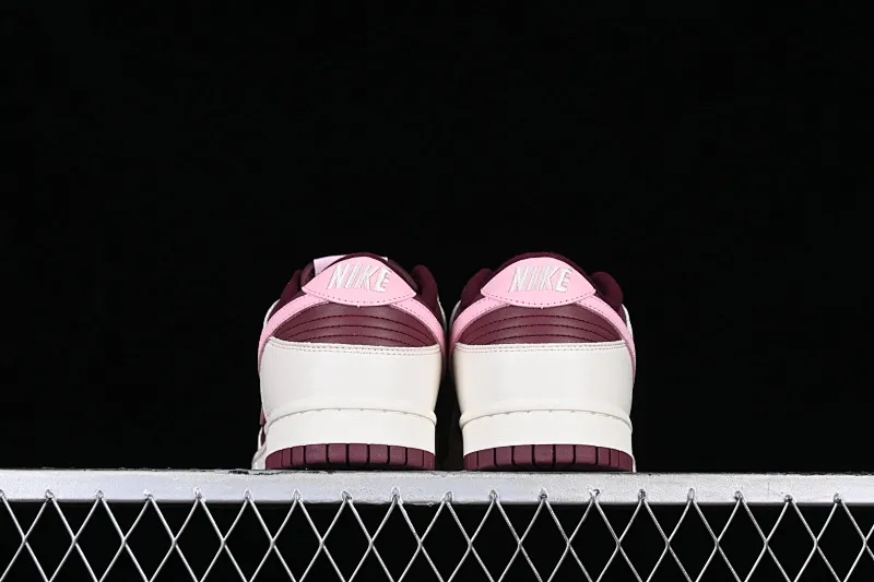 All Categories Nk SB Dunk Series Nk SB Dunk Low Low-top sneakers K version Nk Dunk Low Burgundy Valentine's Day SB low-top sports and leisure sneakers DR9705-100